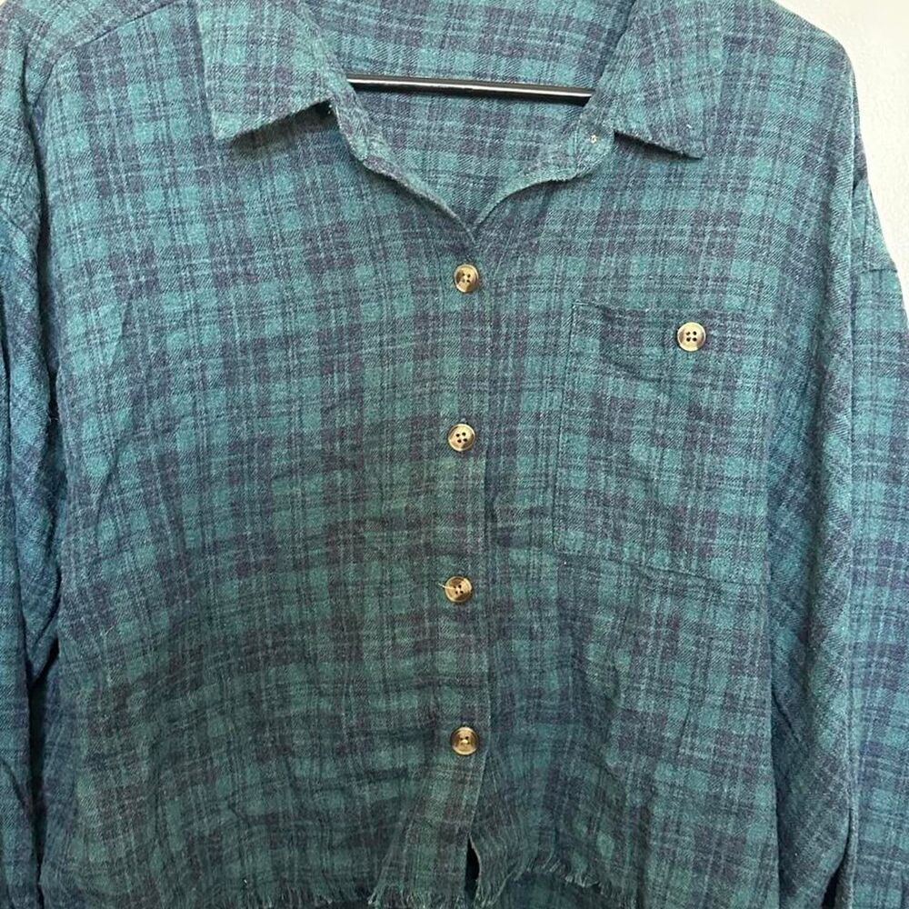 Aeropostale Women's Green and Blue Flannel Cropped Shirt XL